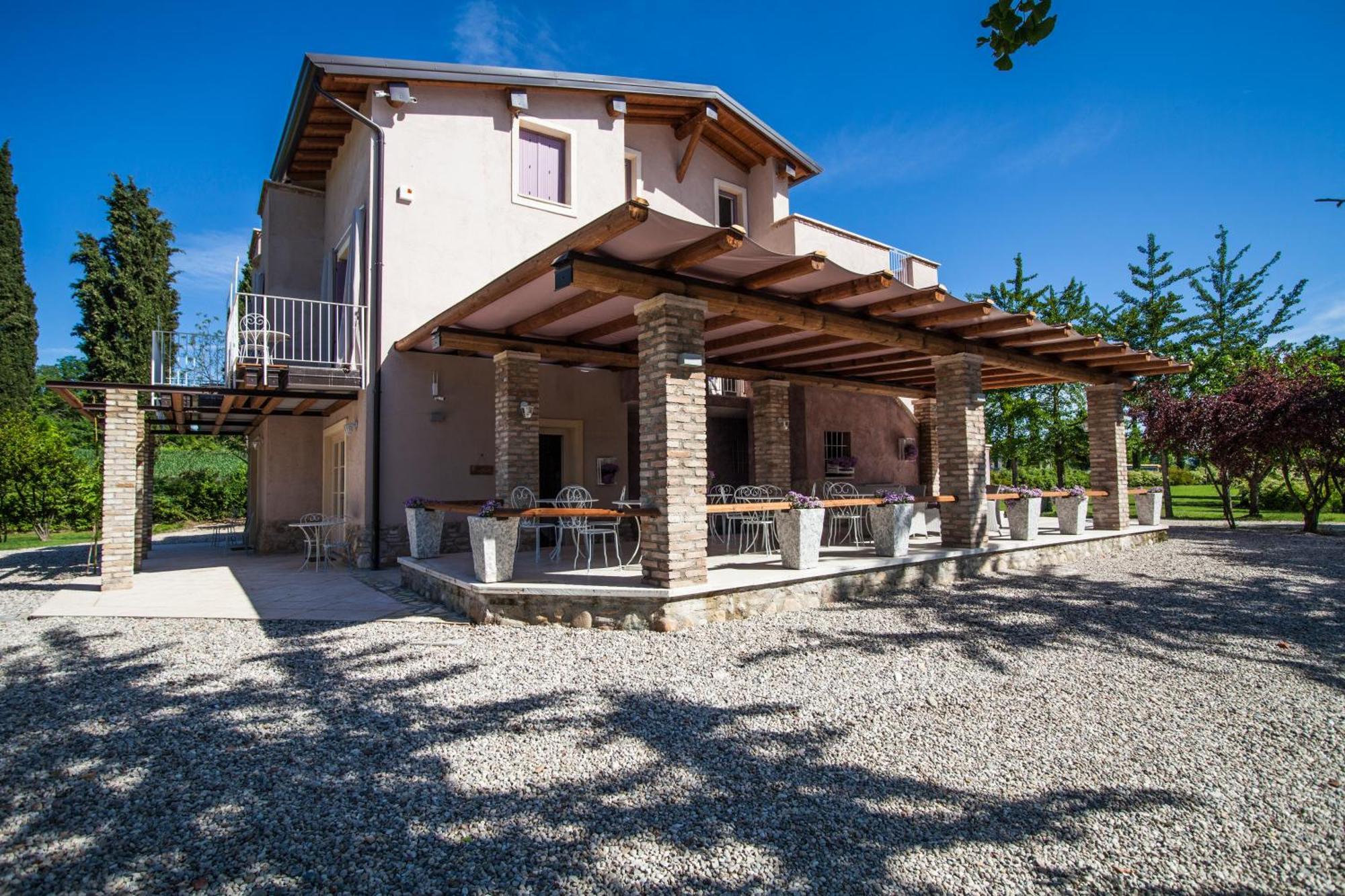 Casa Al Fiume Villa Ponti sul Mincio Luaran gambar