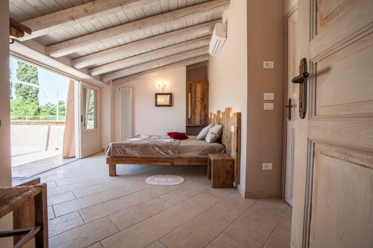 Casa Al Fiume Villa Ponti sul Mincio Luaran gambar